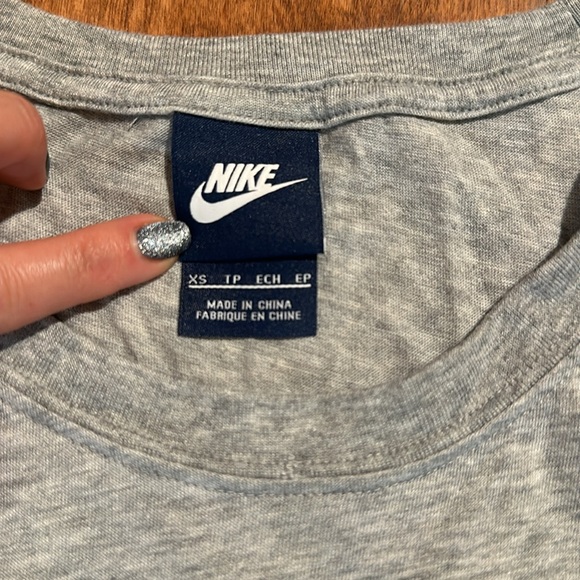 Lot of Nike work out clothes XS - Picture 9 of 9
